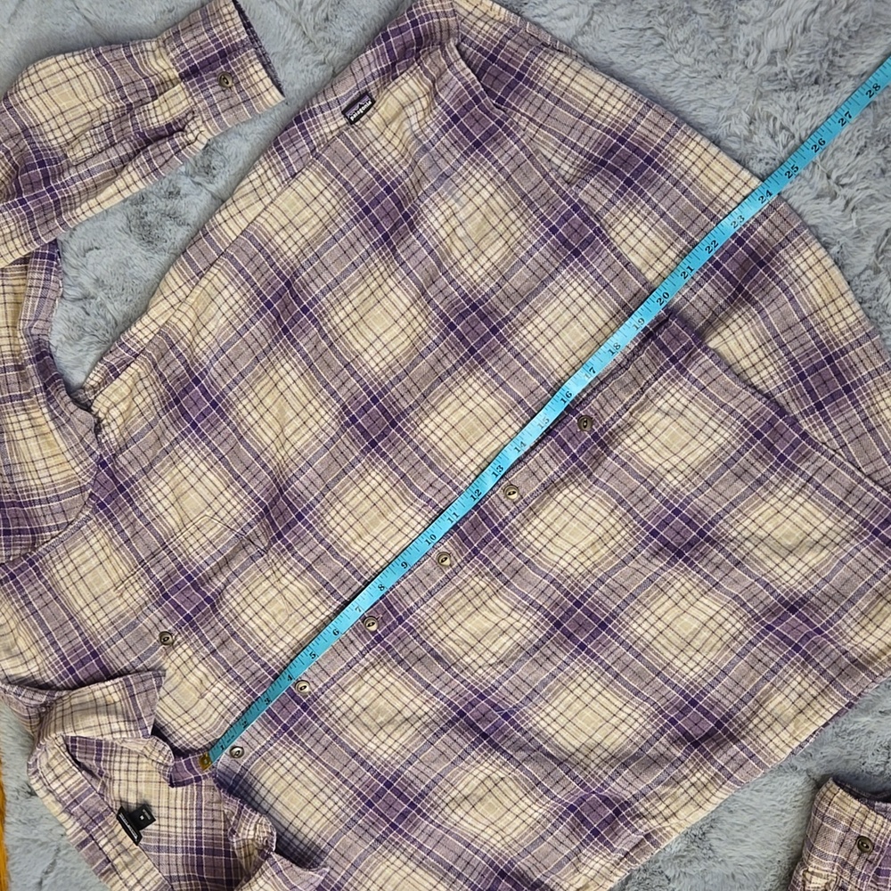 Patagonia Purple/White Plaid Button Down Shirt, Women's Medium, Great Condition - Picture 7 of 13
